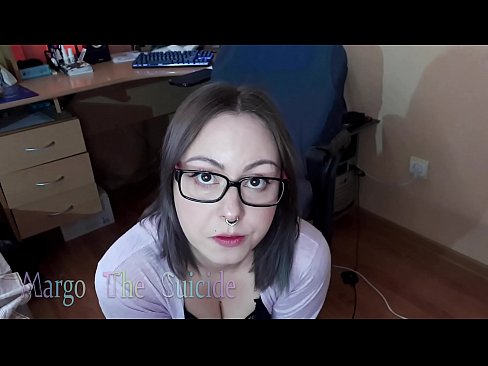 ❤️ Sexy Girl mit Brille saugt Dildo tief vor der Kamera Sex bei de.tvmarket.top ﹏