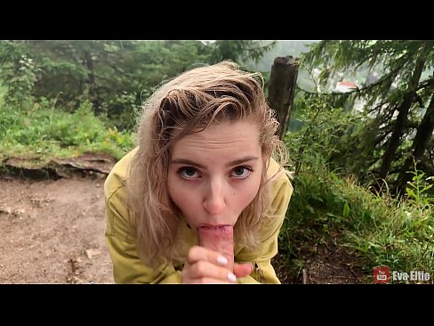 ❤️ Mädchen schluckt Sperma nach einem öffentlichen Blowjob - Eva Elfi Sex bei de.tvmarket.top ﹏
